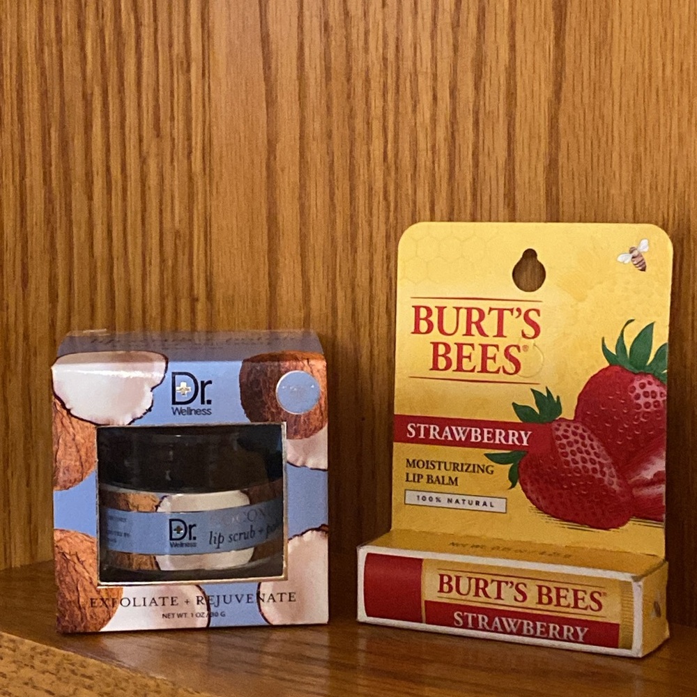 Lip Scrub and Lip Balm